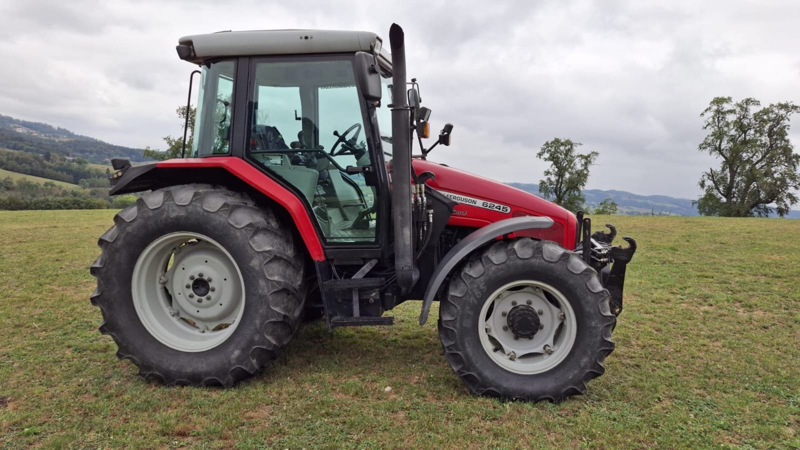 Traktor tipa Massey Ferguson 6245, Gebrauchtmaschine u St. Marienkirchen/Polsenz (Slika 1)