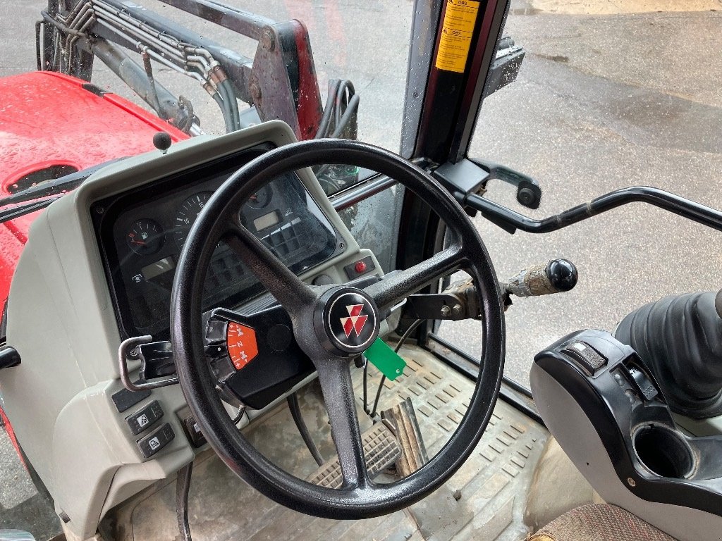 Traktor van het type Massey Ferguson 6255, Gebrauchtmaschine in Mern (Foto 8)