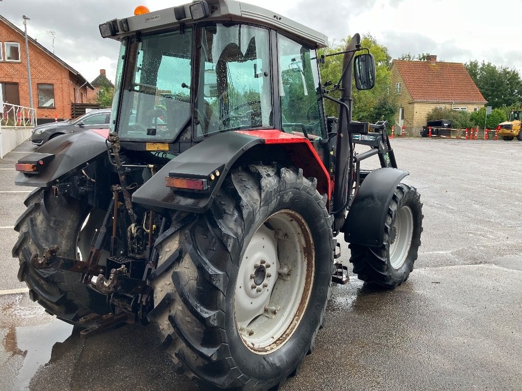 Traktor Türe ait Massey Ferguson 6255, Gebrauchtmaschine içinde Mern (resim 3)