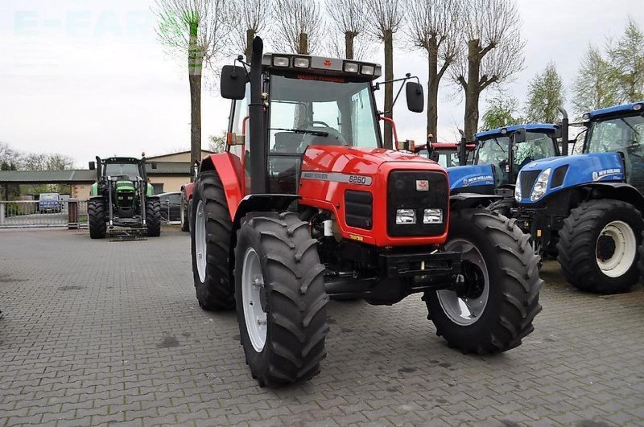 Traktor tip Massey Ferguson 6260 dynashift, Gebrauchtmaschine in DAMAS?AWEK (Poză 3)