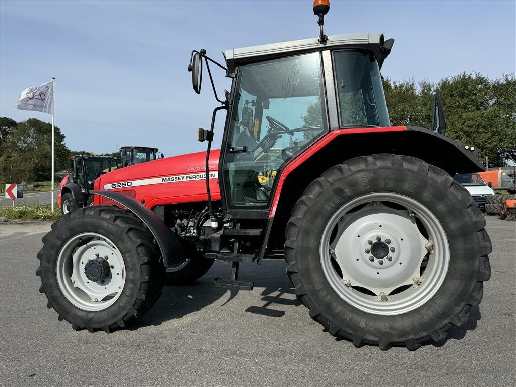 Traktor van het type Massey Ferguson 6260 KUN 6700 TIMER!, Gebrauchtmaschine in Nørager (Foto 4)