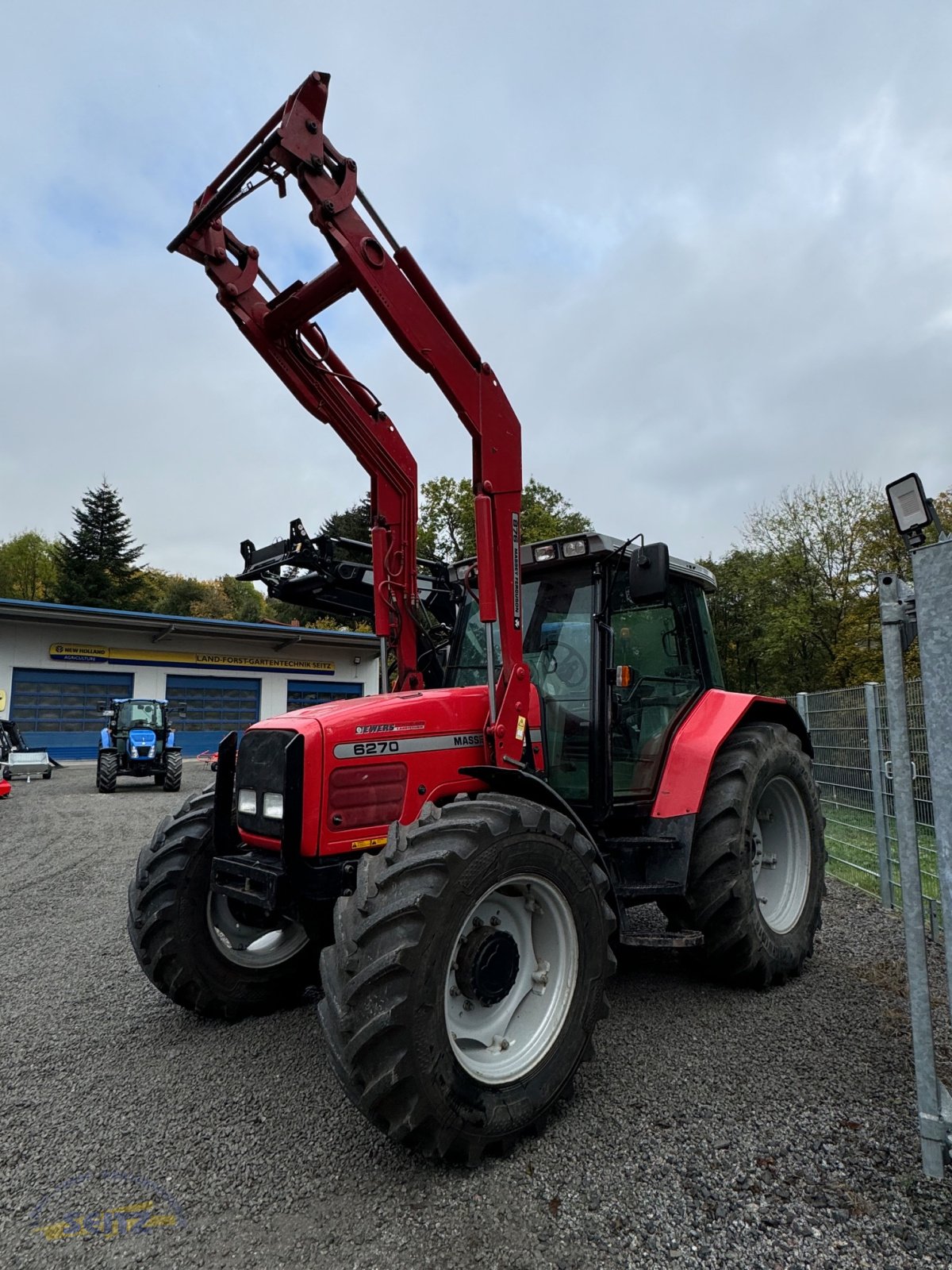 Traktor от тип Massey Ferguson 6270, Gebrauchtmaschine в Lindenfels-Glattbach (Снимка 1)