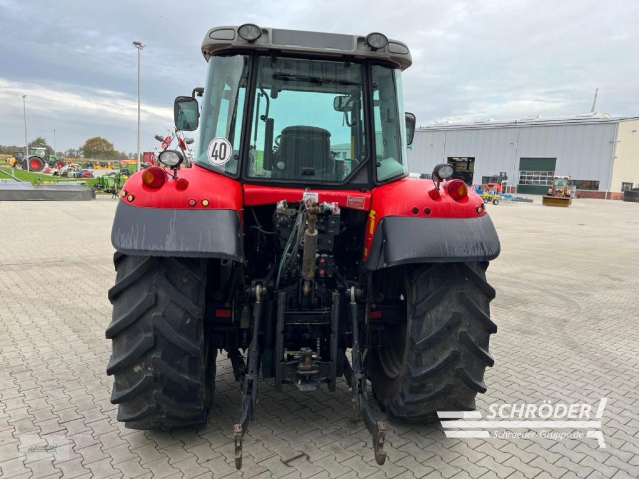 Traktor van het type Massey Ferguson 6460 DYNA 4, Gebrauchtmaschine in Scharrel (Foto 4)