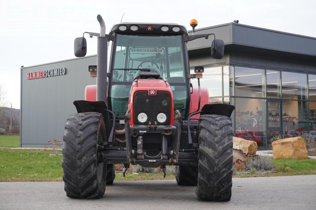 Traktor типа Massey Ferguson 6465-4 dyna6 comfort, Gebrauchtmaschine в Korneuburg (Фотография 3)