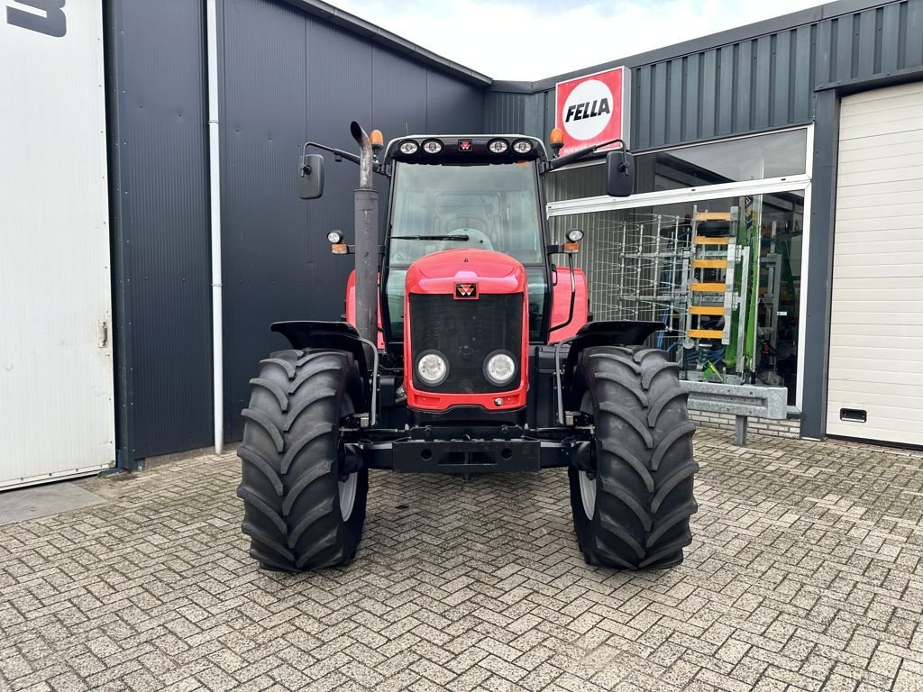 Traktor des Typs Massey Ferguson 6465 DYNA-6, Gebrauchtmaschine in MARIENHEEM (Bild 2)