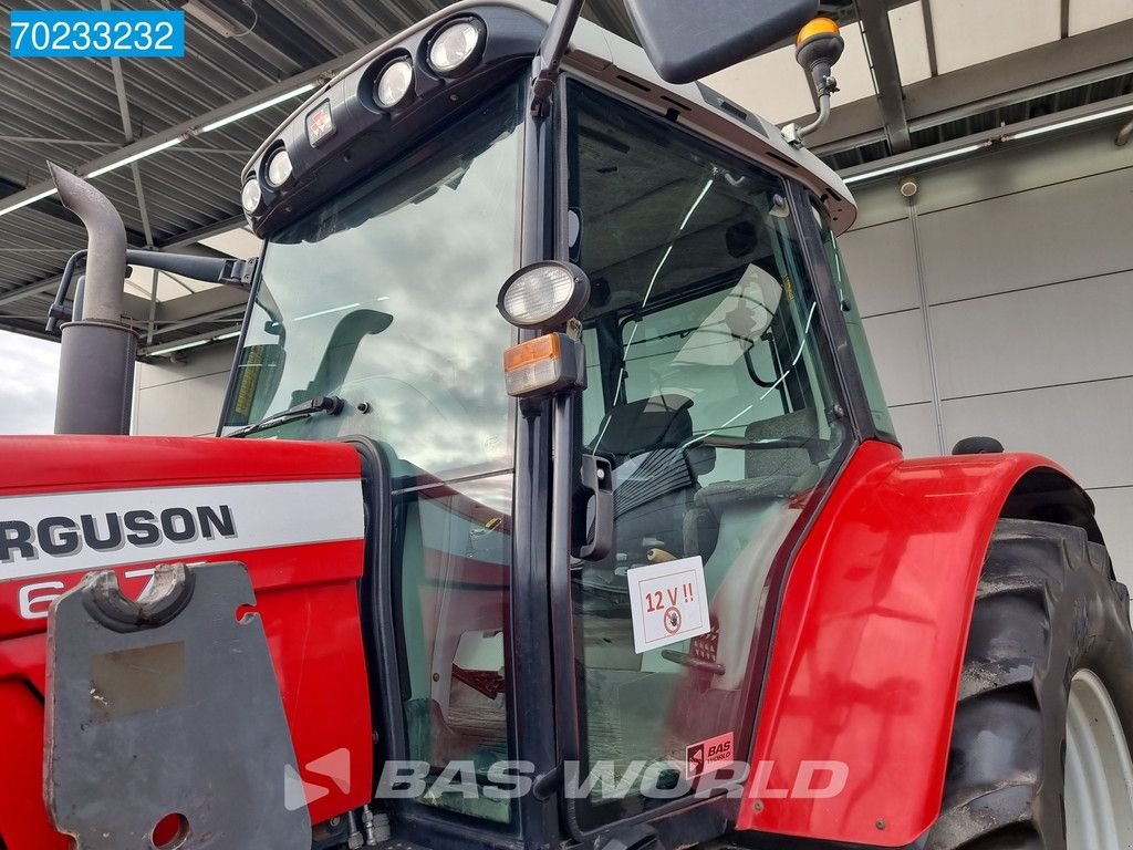 Traktor of the type Massey Ferguson 6475 DYNA 6 4X4 FRONT HITCH, Gebrauchtmaschine in Veghel (Picture 8)