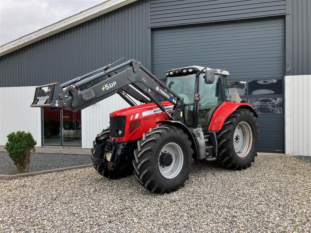 Traktor des Typs Massey Ferguson 6480 DYNA 6 Front PTO og Frontlæsser, Gebrauchtmaschine in Thorsø (Bild 1)