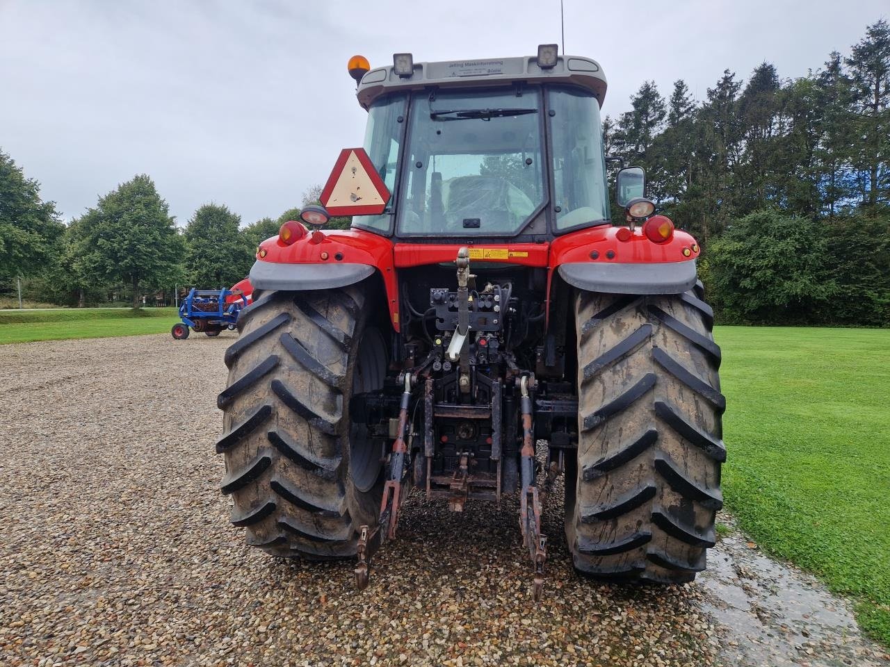 Traktor of the type Massey Ferguson 6480 DYNA 6, Gebrauchtmaschine in Jelling (Picture 4)