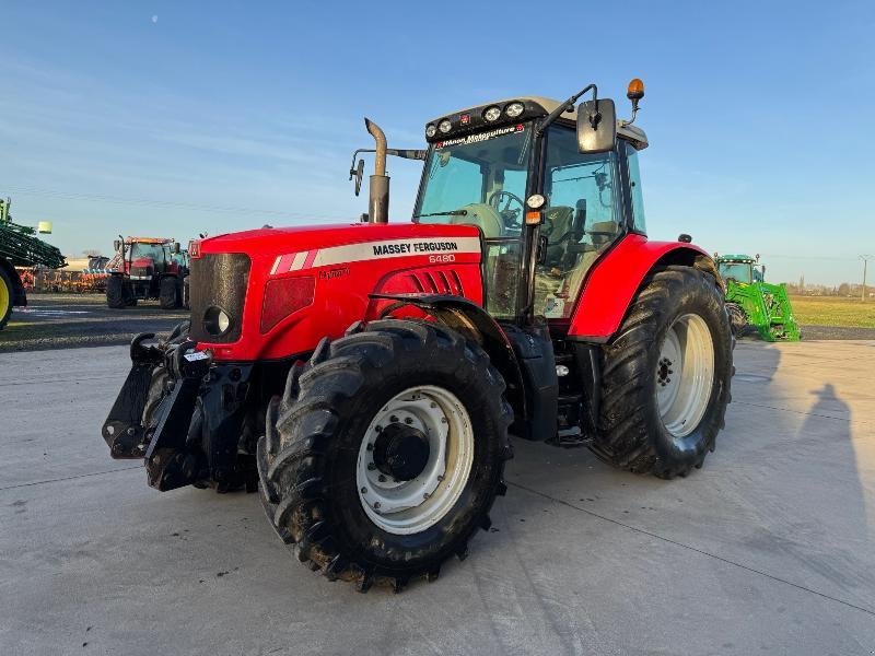 Traktor des Typs Massey Ferguson 6480 DYNA6, Gebrauchtmaschine in Wargnies Le Grand (Bild 1)