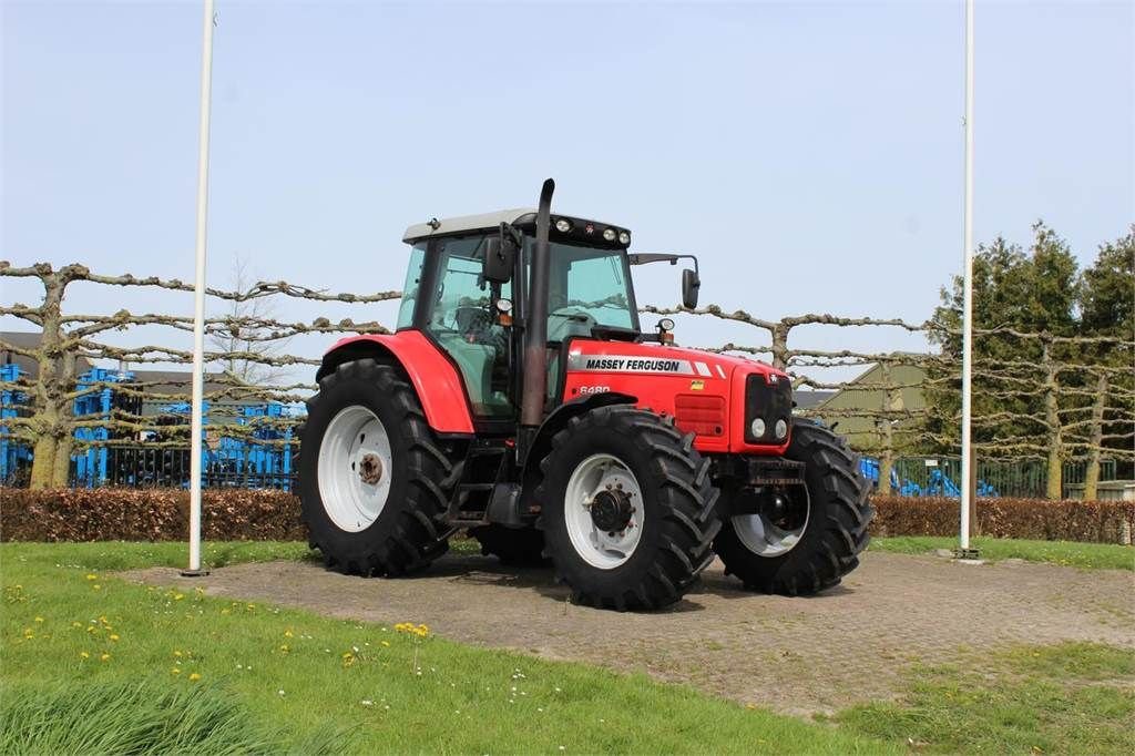 Traktor van het type Massey Ferguson 6480, Gebrauchtmaschine in Bant (Foto 2)