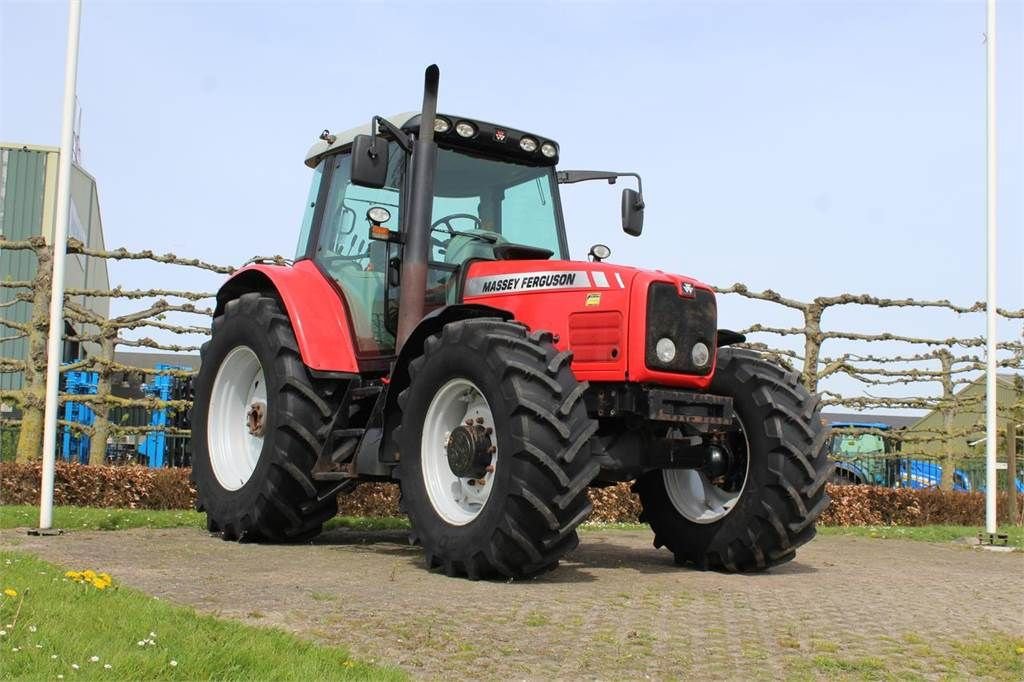 Traktor Türe ait Massey Ferguson 6480, Gebrauchtmaschine içinde Bant (resim 3)