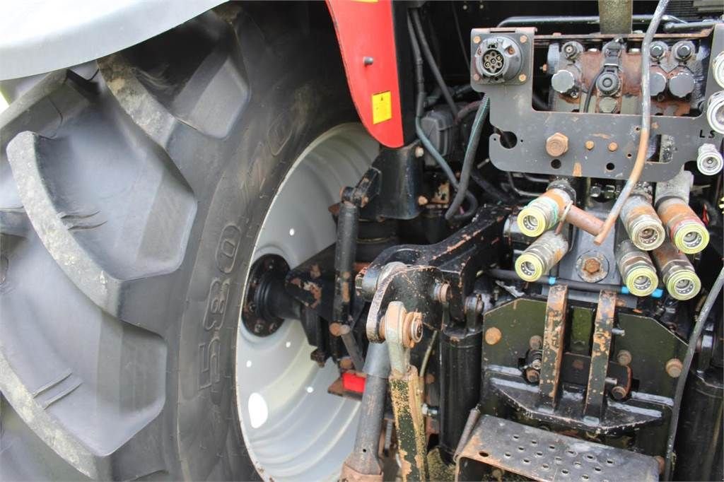 Traktor Türe ait Massey Ferguson 6480, Gebrauchtmaschine içinde Bant (resim 10)