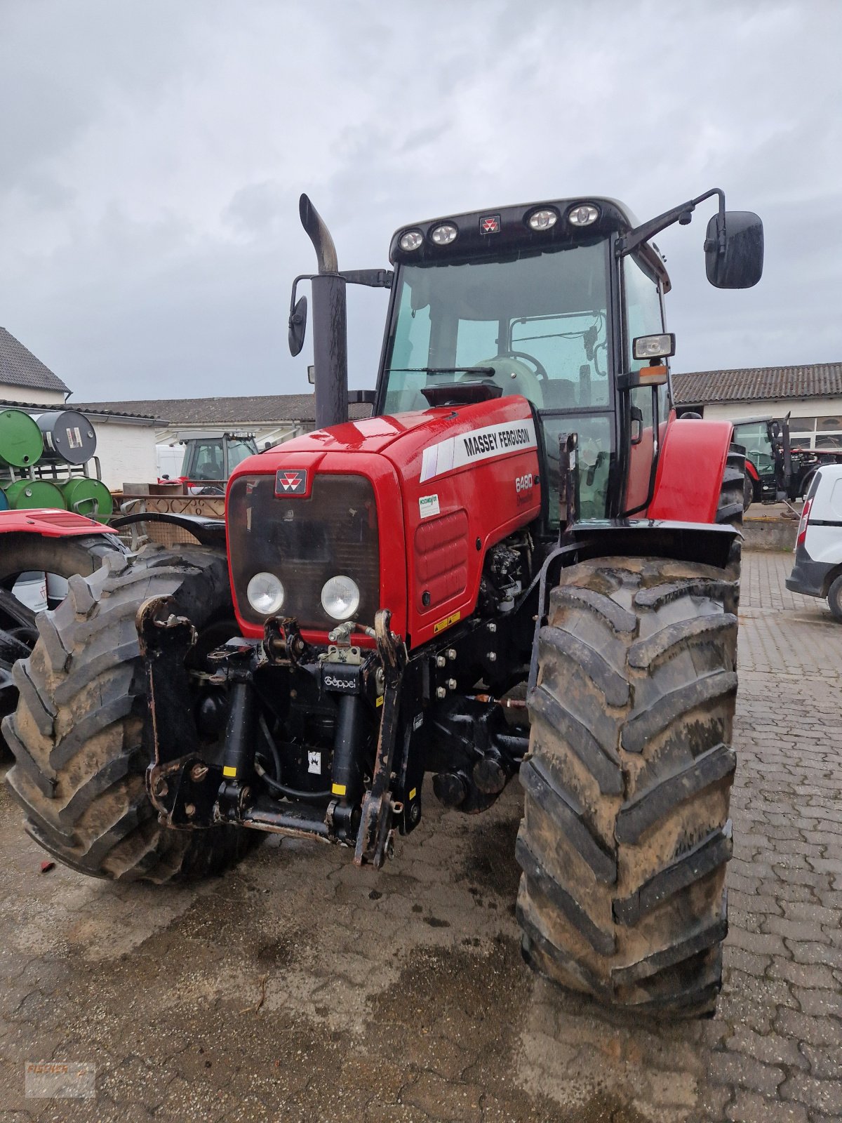 Traktor van het type Massey Ferguson 6480, Gebrauchtmaschine in Pfoerring (Foto 1)