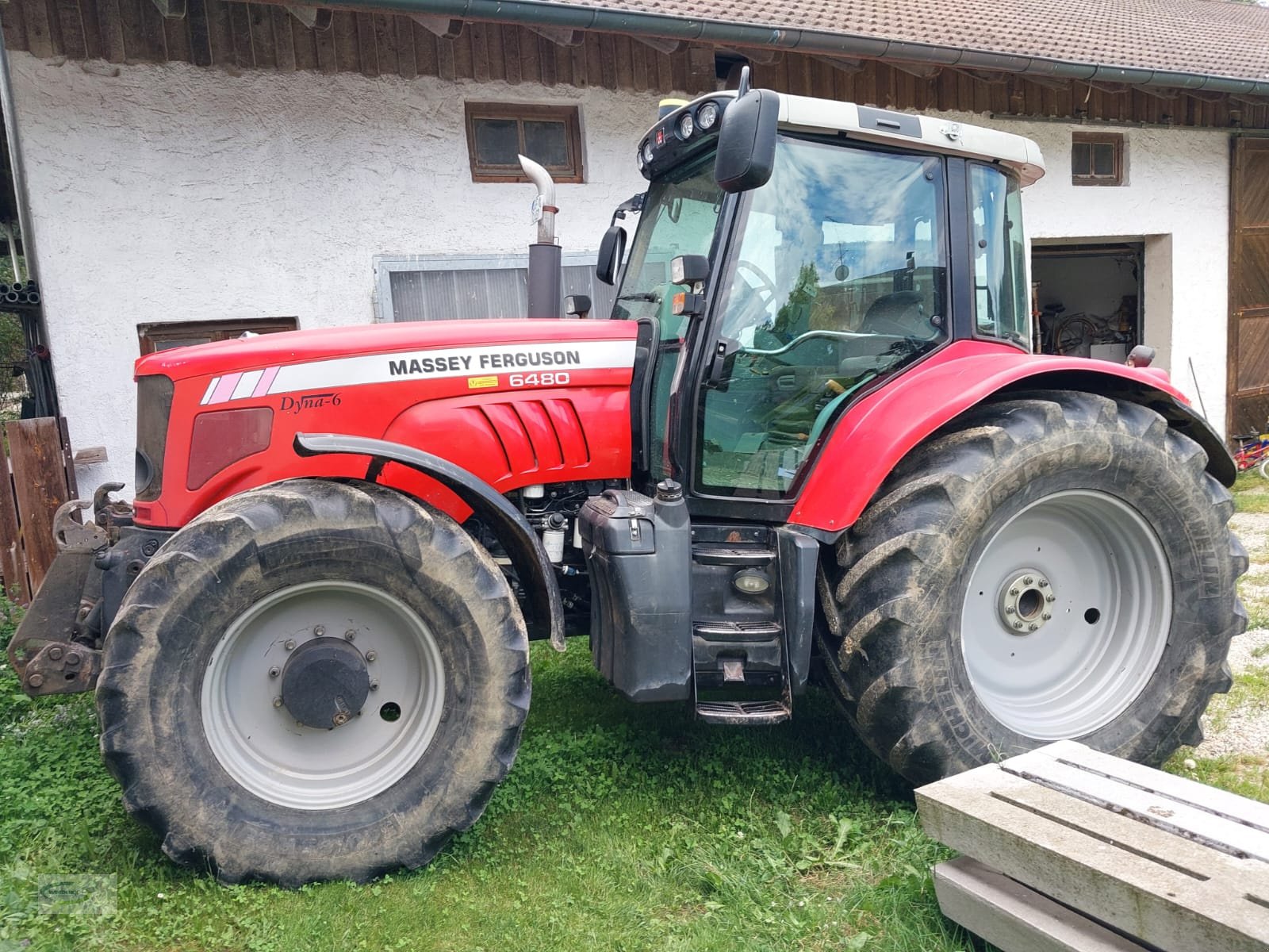 Traktor des Typs Massey Ferguson 6480, Gebrauchtmaschine in Frontenhausen (Bild 1)