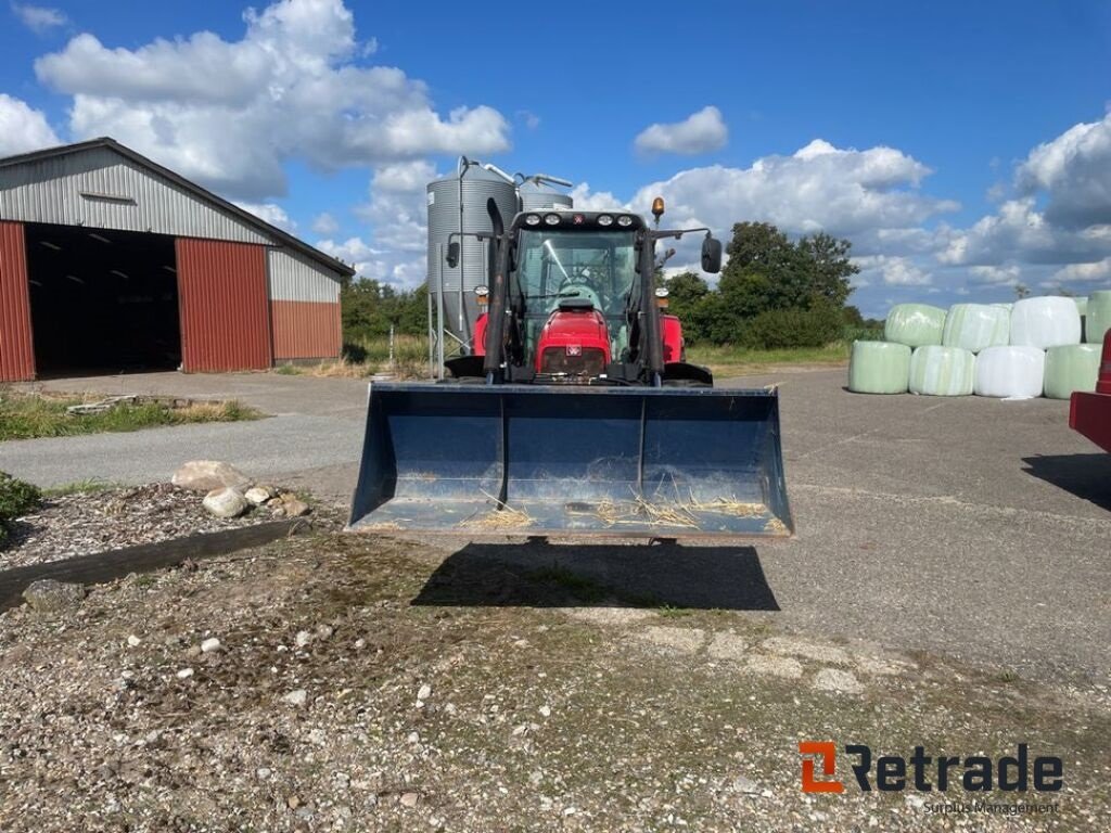 Traktor des Typs Massey Ferguson 6480, Gebrauchtmaschine in Rødovre (Bild 2)