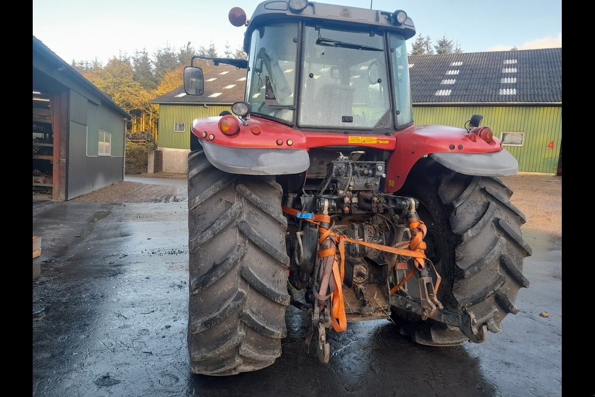 Traktor Türe ait Massey Ferguson 6485, Gebrauchtmaschine içinde Viborg (resim 4)