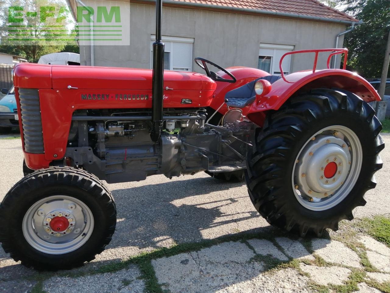 Traktor des Typs Massey Ferguson 65, Gebrauchtmaschine in Hamburg (Bild 1)