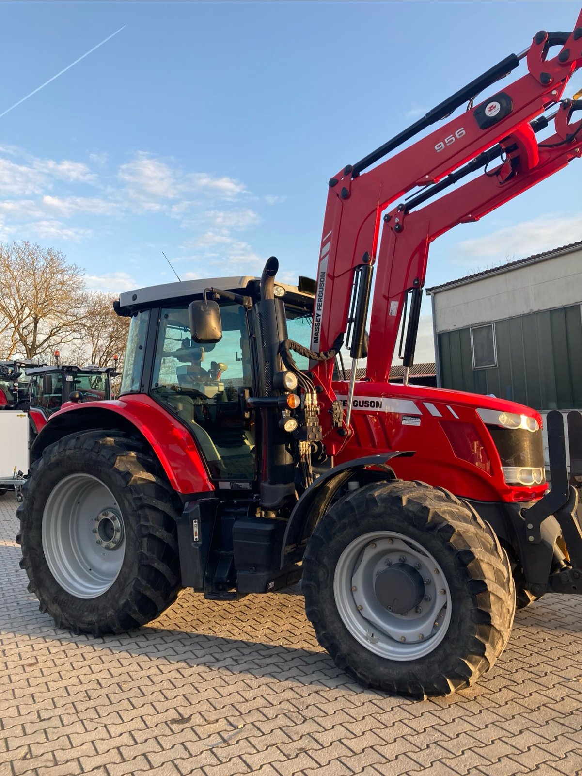 Traktor of the type Massey Ferguson 6615 Dyna-VT EXCLUSIVE, Gebrauchtmaschine in Blaufelden-Wiesenbach (Picture 4)