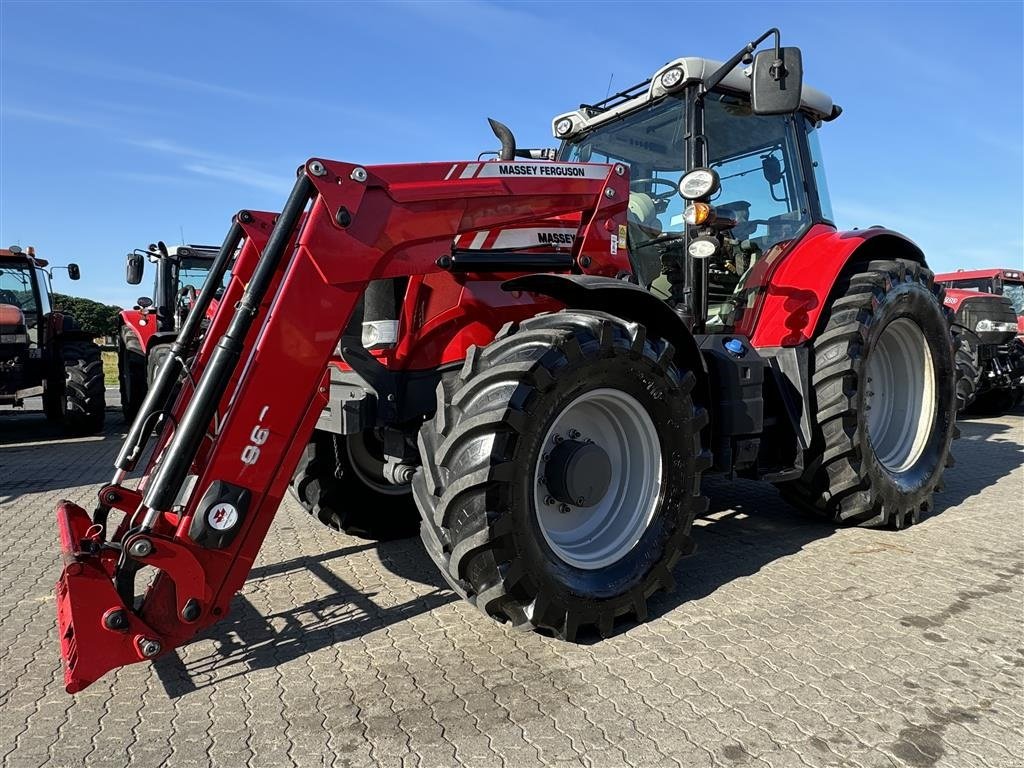 Traktor typu Massey Ferguson 6615 DYNA VT KUN 4900 TIMER OG FULD AFFJEDRING!, Gebrauchtmaschine w Nørager (Zdjęcie 1)