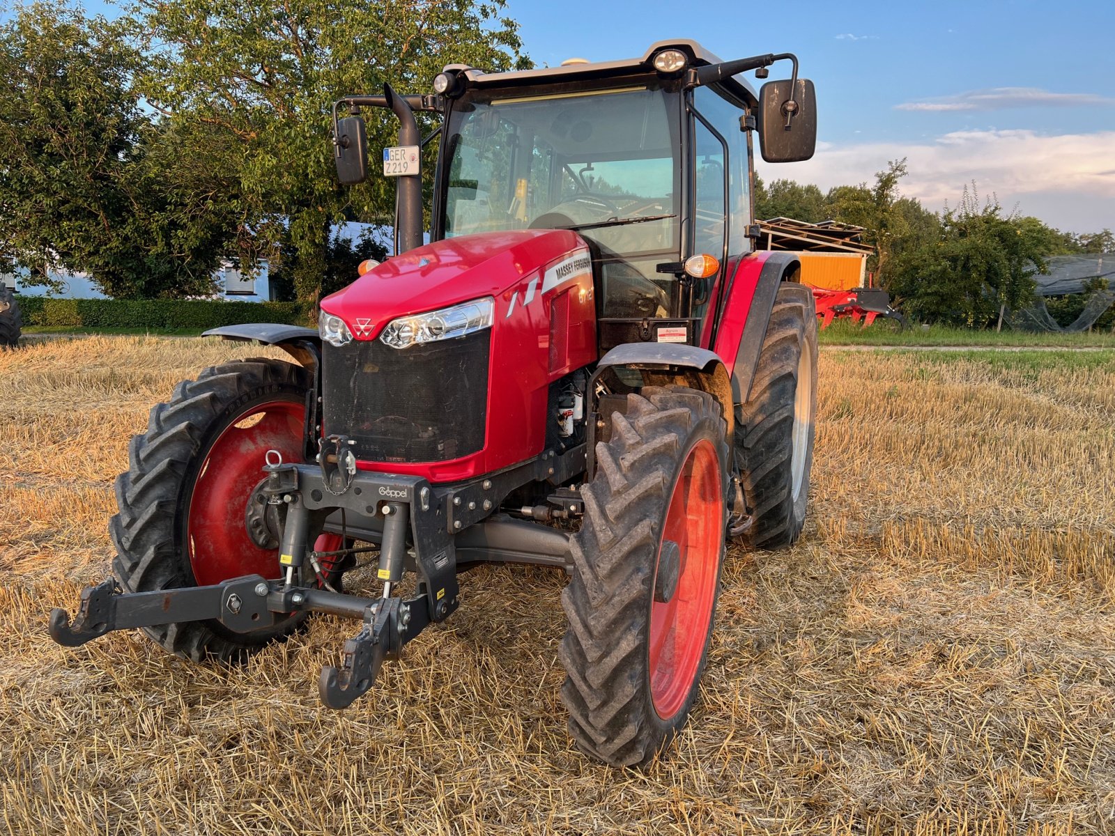 Traktor des Typs Massey Ferguson 6712, Gebrauchtmaschine in Rheinzabern (Bild 2)