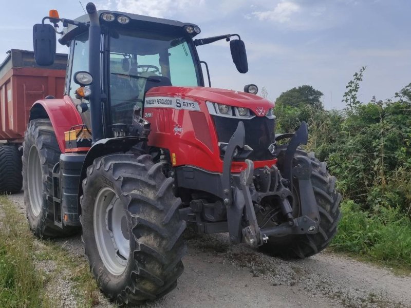 Traktor des Typs Massey Ferguson 6713 S, Gebrauchtmaschine in Le Horps