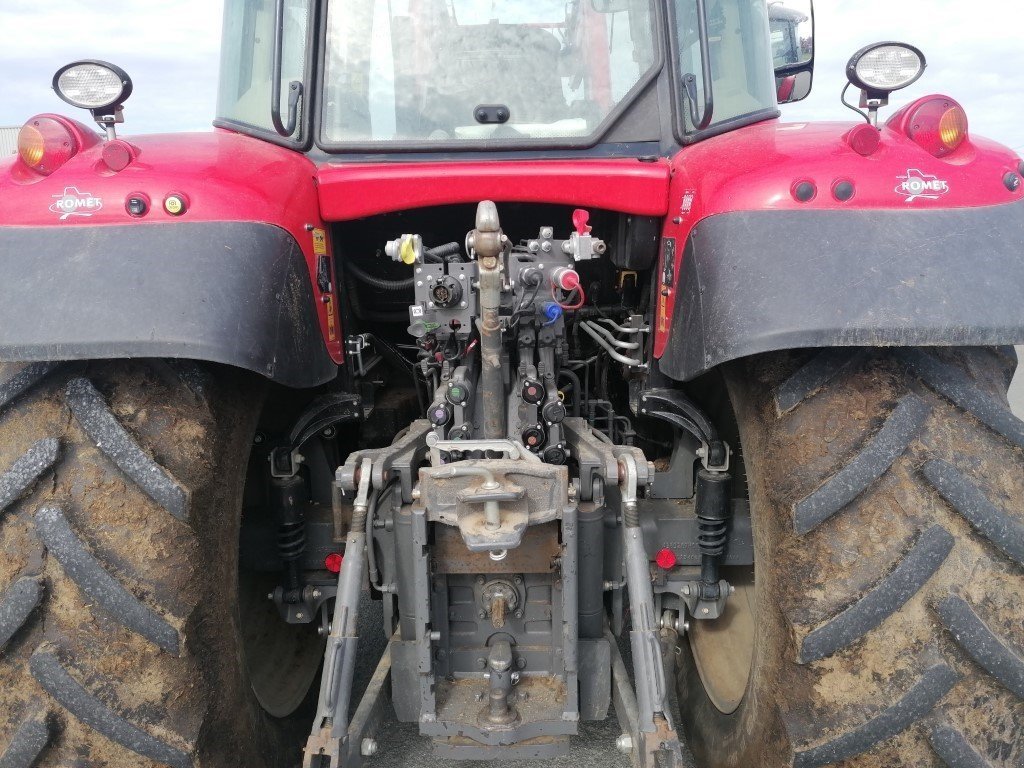 Traktor des Typs Massey Ferguson 6713 S, Gebrauchtmaschine in Maresché (Bild 10)