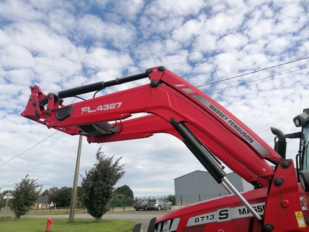 Traktor Türe ait Massey Ferguson 6713 S, Gebrauchtmaschine içinde Maresché (resim 10)