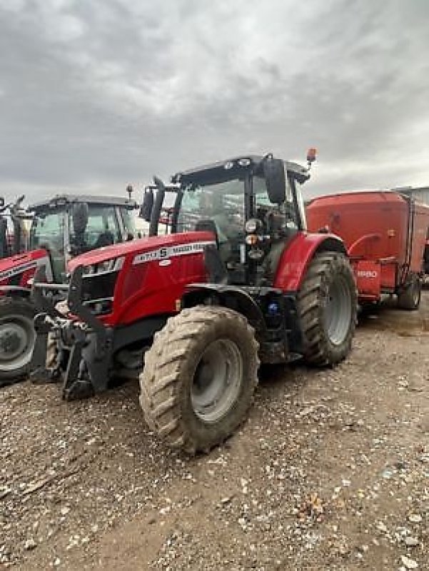 Traktor van het type Massey Ferguson 6713S dx, Gebrauchtmaschine in Marlenheim (Foto 2)