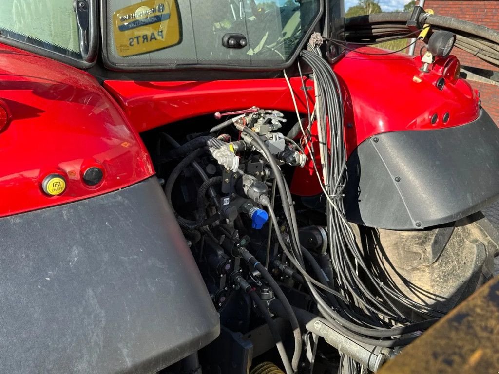 Traktor des Typs Massey Ferguson 6713S Dyna 6, Gebrauchtmaschine in BENNEKOM (Bild 9)