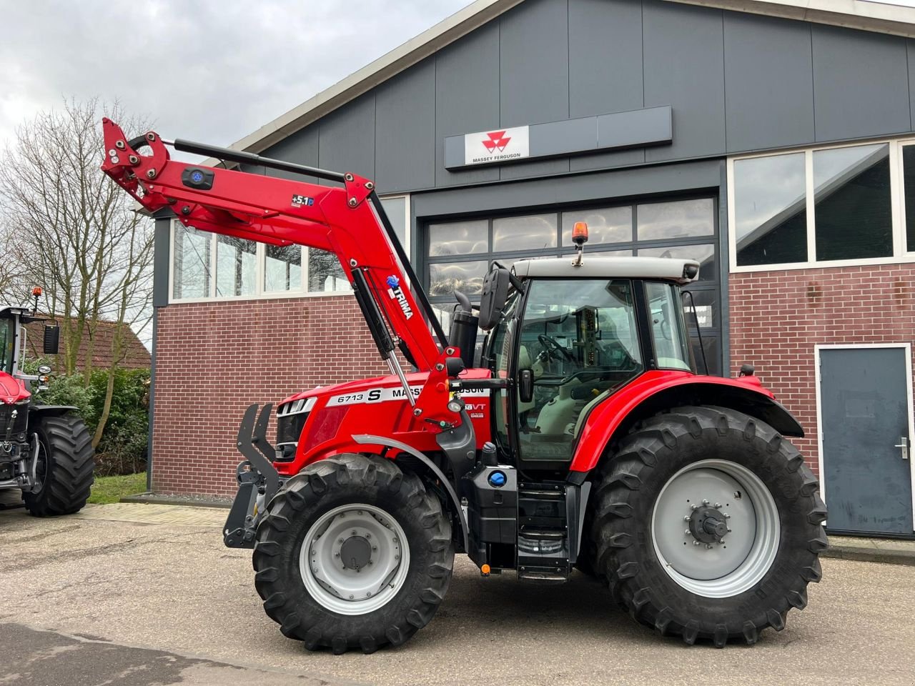 Traktor del tipo Massey Ferguson 6713S Dyna-VT, Gebrauchtmaschine en Giessenburg (Imagen 2)