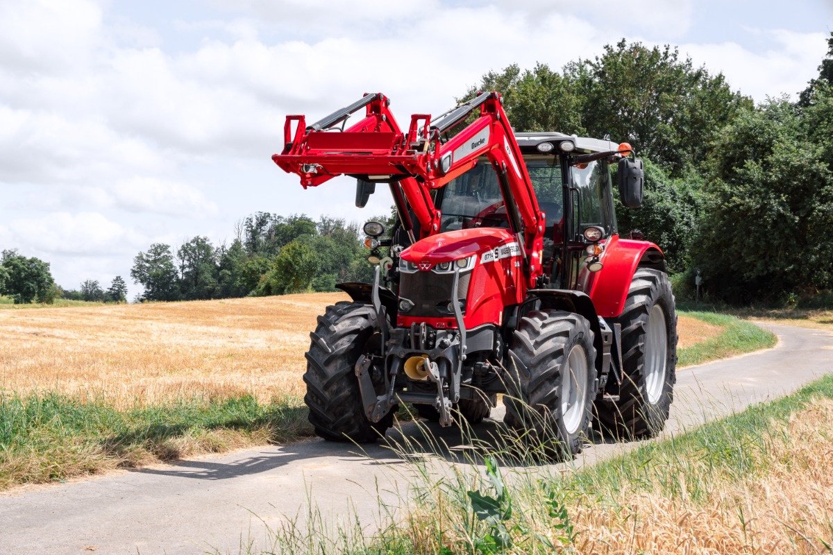 Traktor tipa Massey Ferguson 6714 S VT Druckluft, Frontlader 40/50 km/H, Gebrauchtmaschine u Schutterzell (Slika 1)