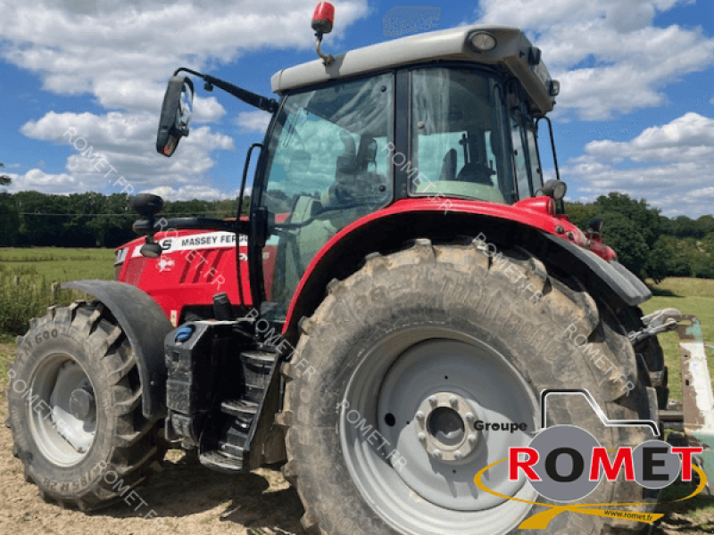 Traktor tip Massey Ferguson 6715 S D6 EF MR, Gebrauchtmaschine in Gennes sur glaize (Poză 8)