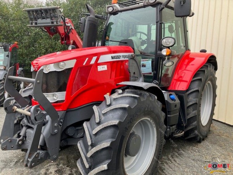 Traktor des Typs Massey Ferguson 6715 S DV EF, Gebrauchtmaschine in Gennes sur glaize (Bild 1)