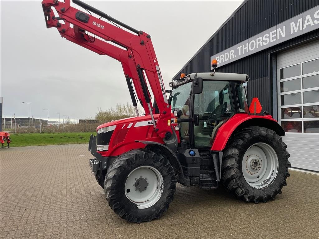 Traktor типа Massey Ferguson 6715 S Med læsser, Gebrauchtmaschine в Hjørring (Фотография 1)