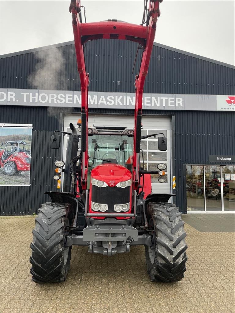 Traktor del tipo Massey Ferguson 6715 S Med læsser, Gebrauchtmaschine In Hjørring (Immagine 2)