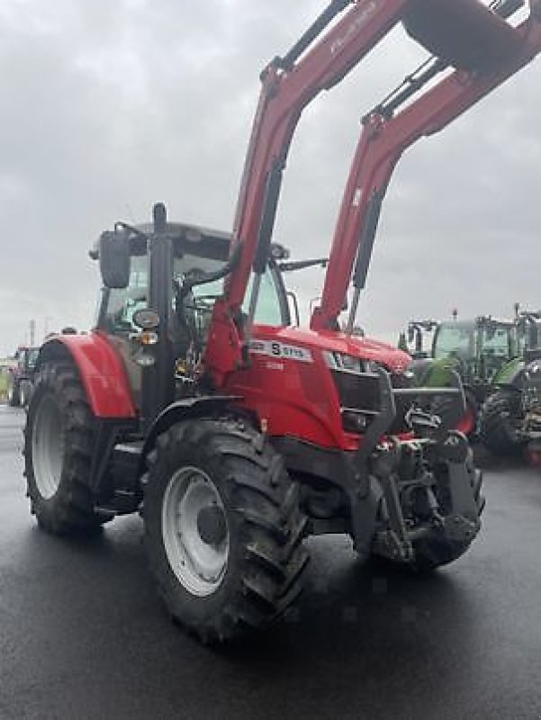 Traktor типа Massey Ferguson 6715S, Gebrauchtmaschine в Carcassonne (Фотография 1)