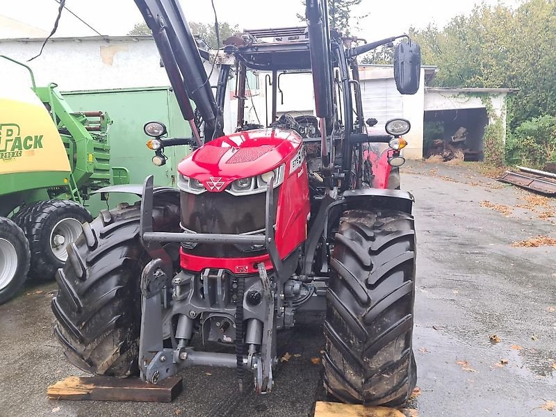 Traktor des Typs Massey Ferguson 6716 S Dyna VT oder 6S165, Gebrauchtmaschine in Fürstenstein (Bild 1)