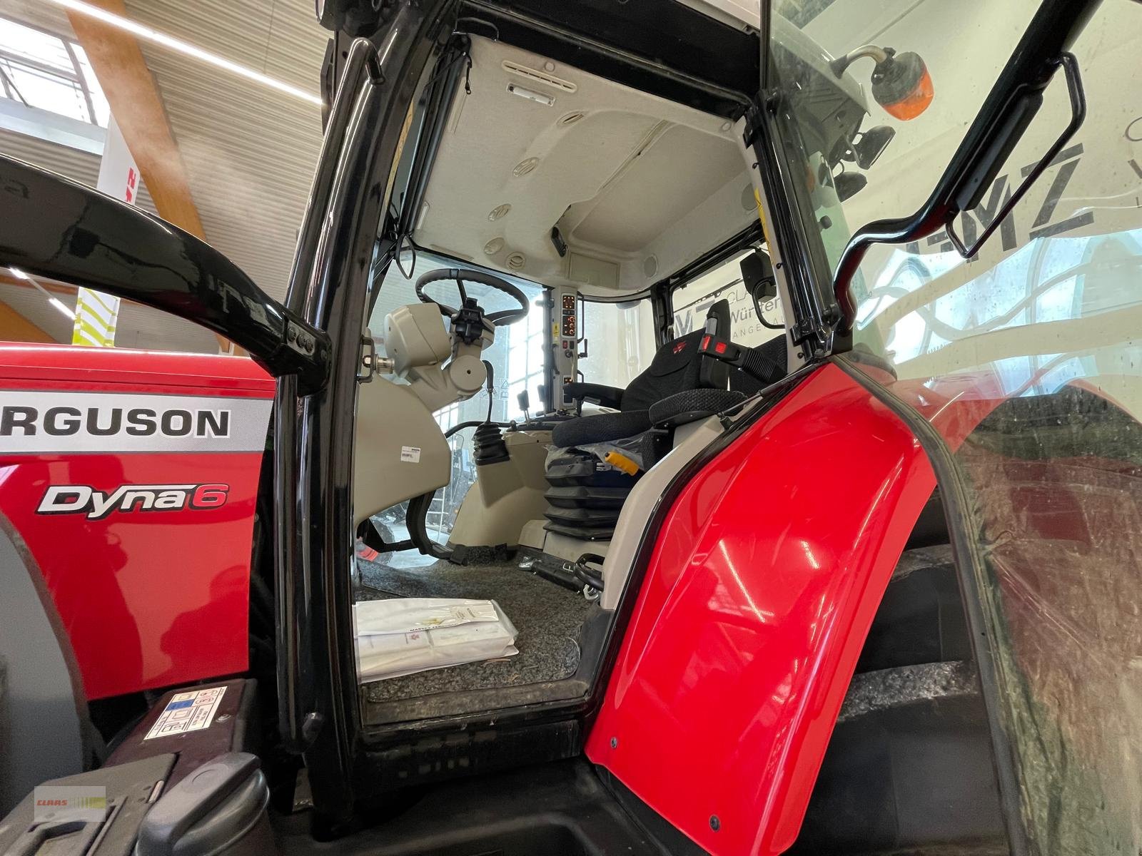 Traktor Türe ait Massey Ferguson 6716 S, Gebrauchtmaschine içinde Langenau (resim 8)