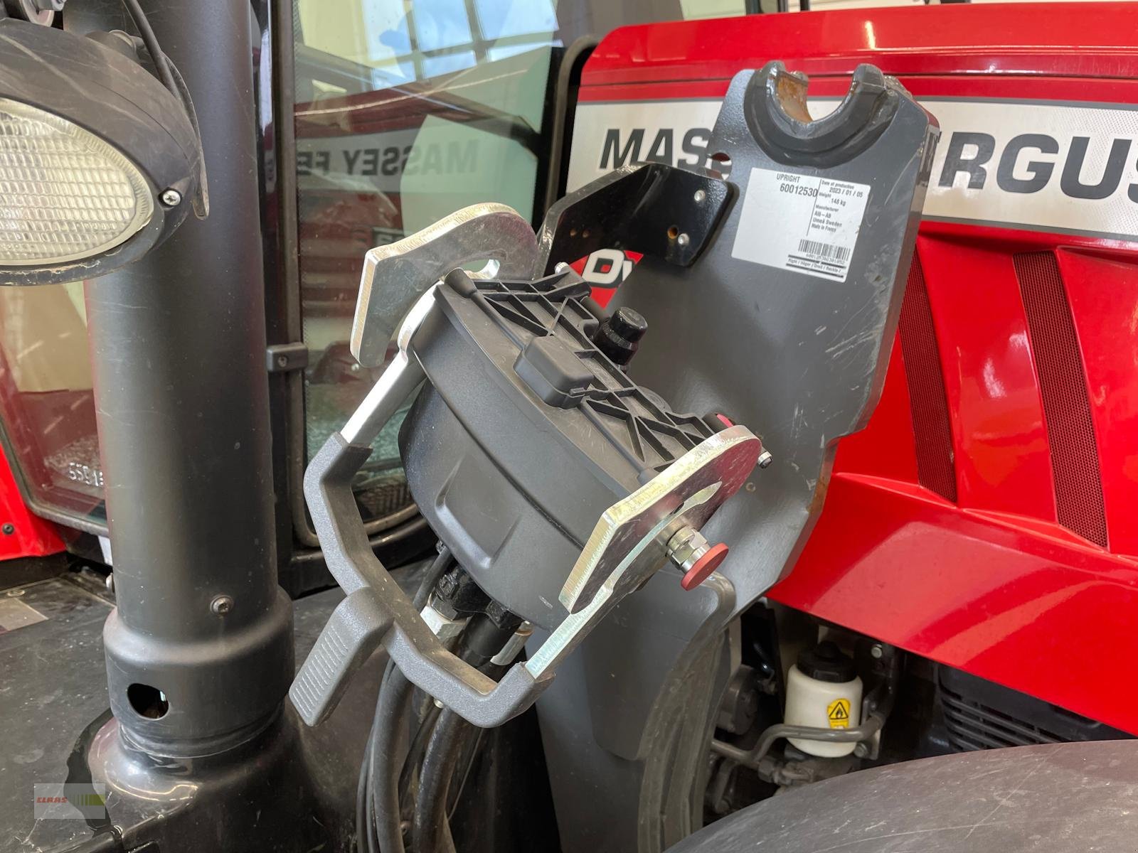 Traktor of the type Massey Ferguson 6716 S, Gebrauchtmaschine in Langenau (Picture 21)