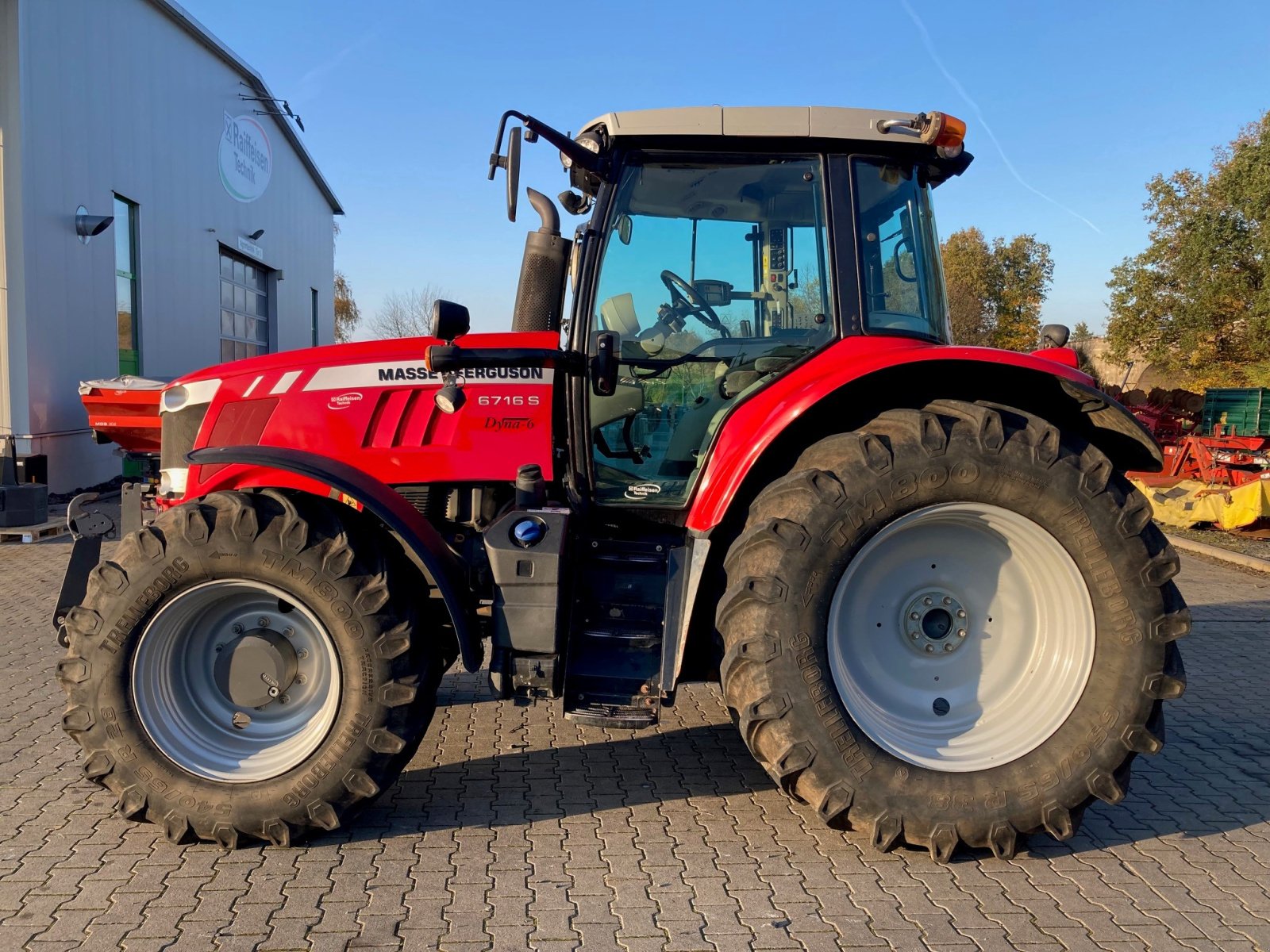 Traktor typu Massey Ferguson 6716S Dyna-6 Efficient, Gebrauchtmaschine w Petersberg (Zdjęcie 1)