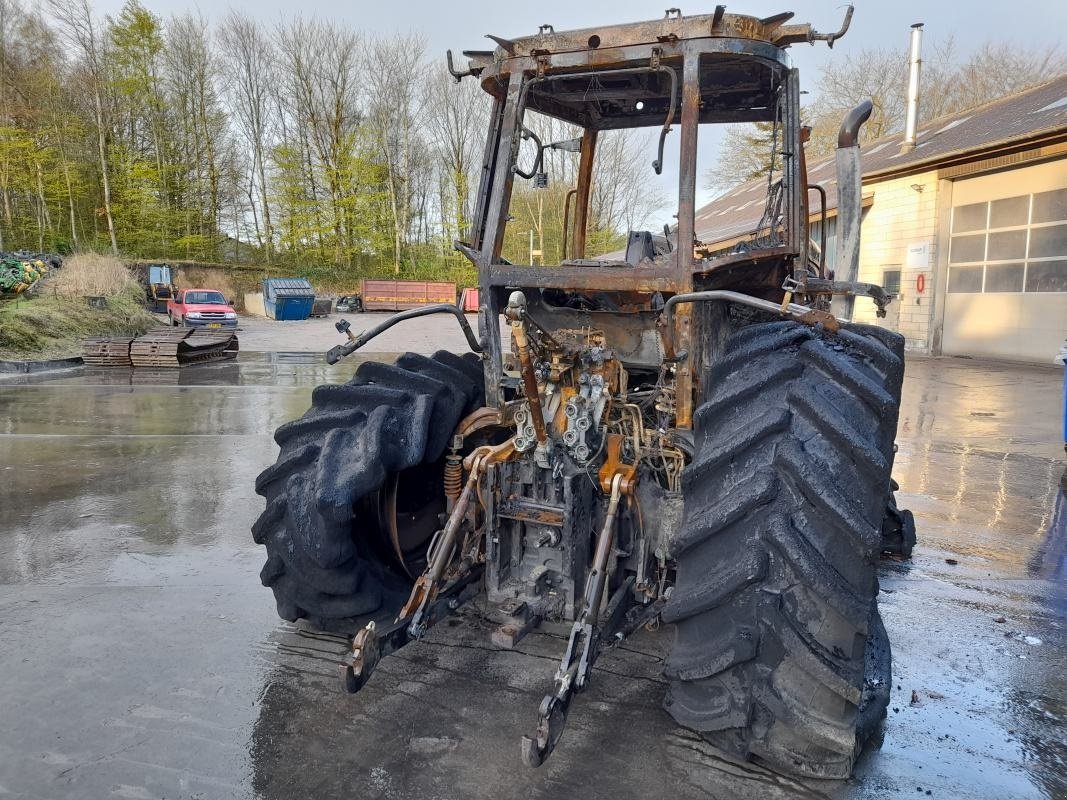 Traktor от тип Massey Ferguson 6716S, Gebrauchtmaschine в Viborg (Снимка 3)