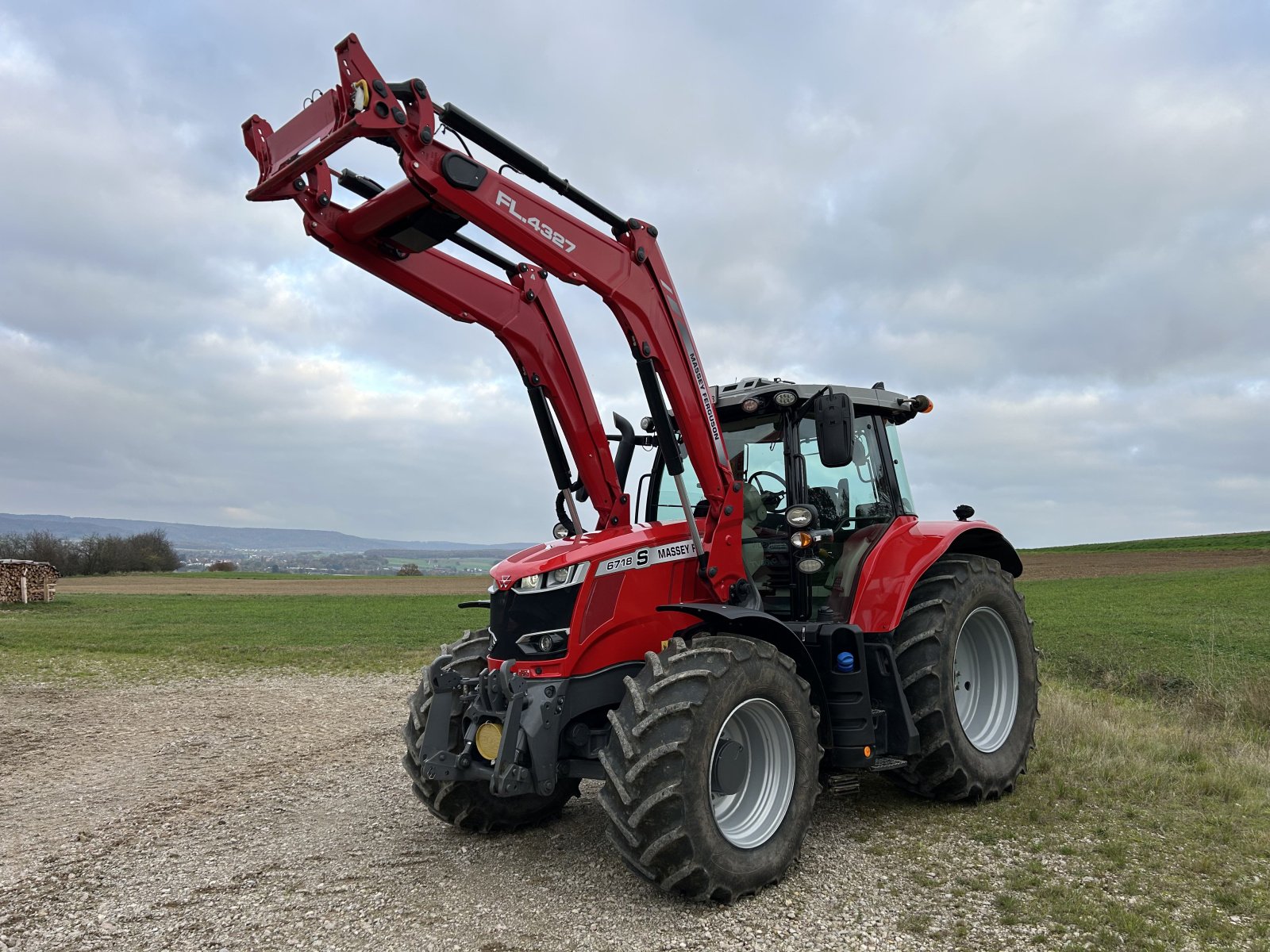 Traktor du type Massey Ferguson 6718 S, Gebrauchtmaschine en Altendorf (Photo 2)