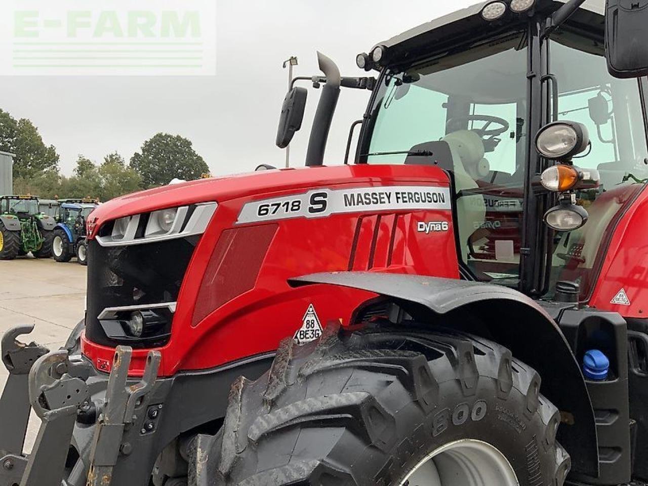 Traktor des Typs Massey Ferguson 6718s dyna 6 tractor, Gebrauchtmaschine in SHAFTESBURY (Bild 15)