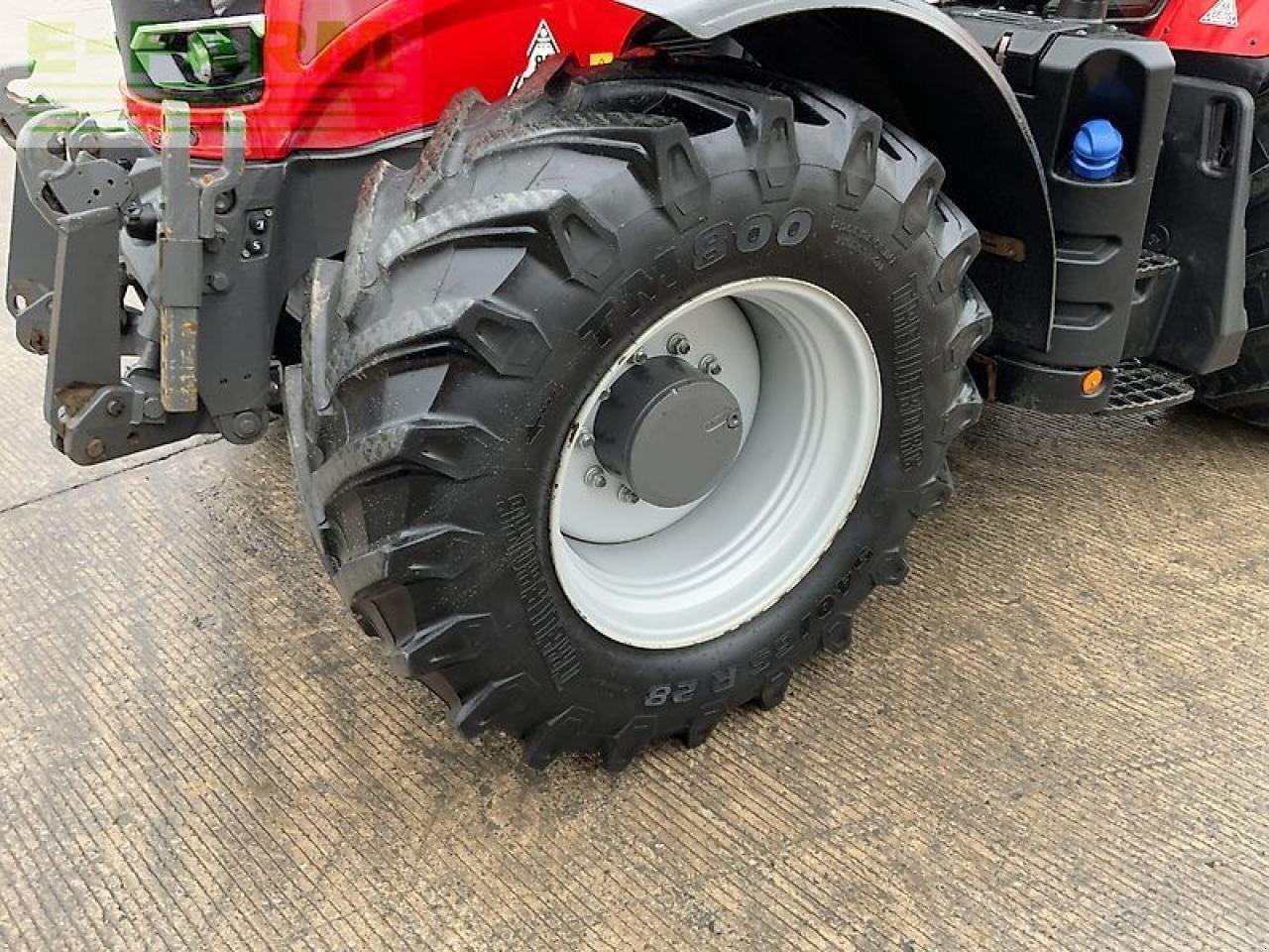 Traktor of the type Massey Ferguson 6718s dyna 6 tractor, Gebrauchtmaschine in SHAFTESBURY (Picture 16)