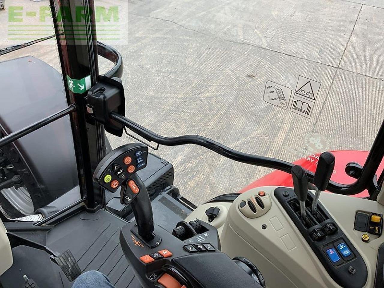 Traktor a típus Massey Ferguson 6718s dyna 6 tractor, Gebrauchtmaschine ekkor: SHAFTESBURY (Kép 25)