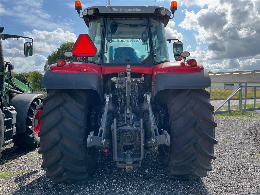 Traktor van het type Massey Ferguson 6718S Dyna VT Exclusive Meget lavt timetal, Gebrauchtmaschine in Støvring (Foto 4)