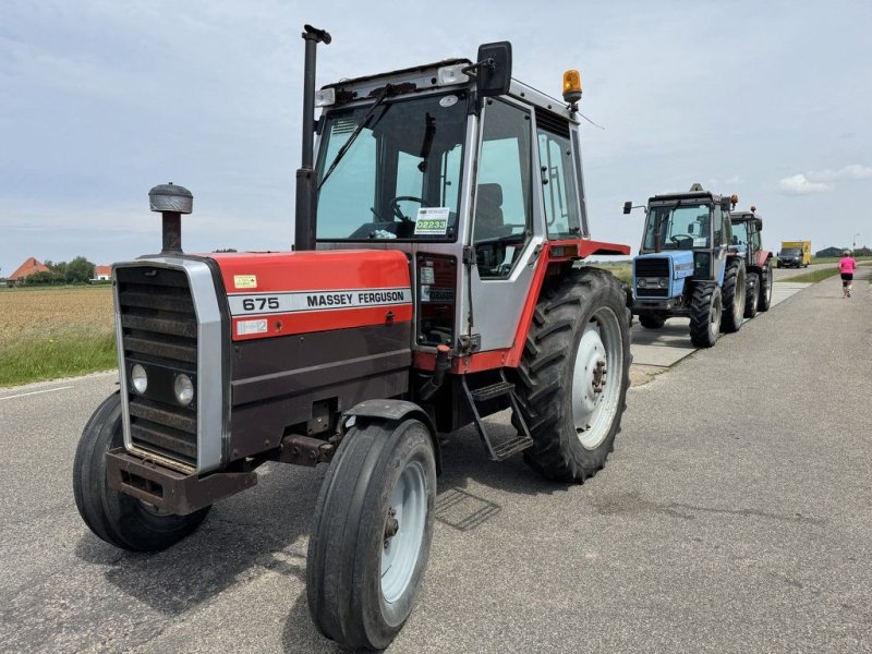 Traktor του τύπου Massey Ferguson 675, Gebrauchtmaschine σε Callantsoog (Φωτογραφία 1)