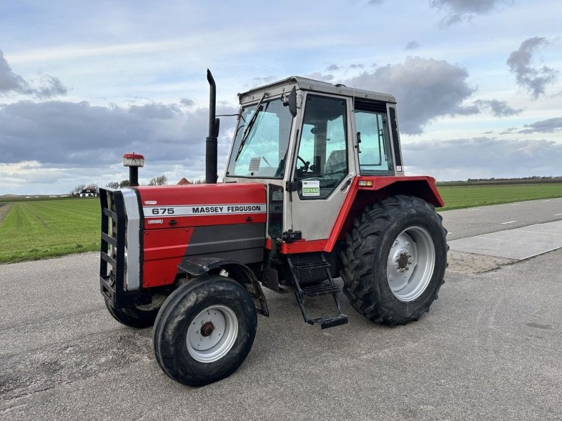 Traktor del tipo Massey Ferguson 675, Gebrauchtmaschine en Callantsoog (Imagen 1)