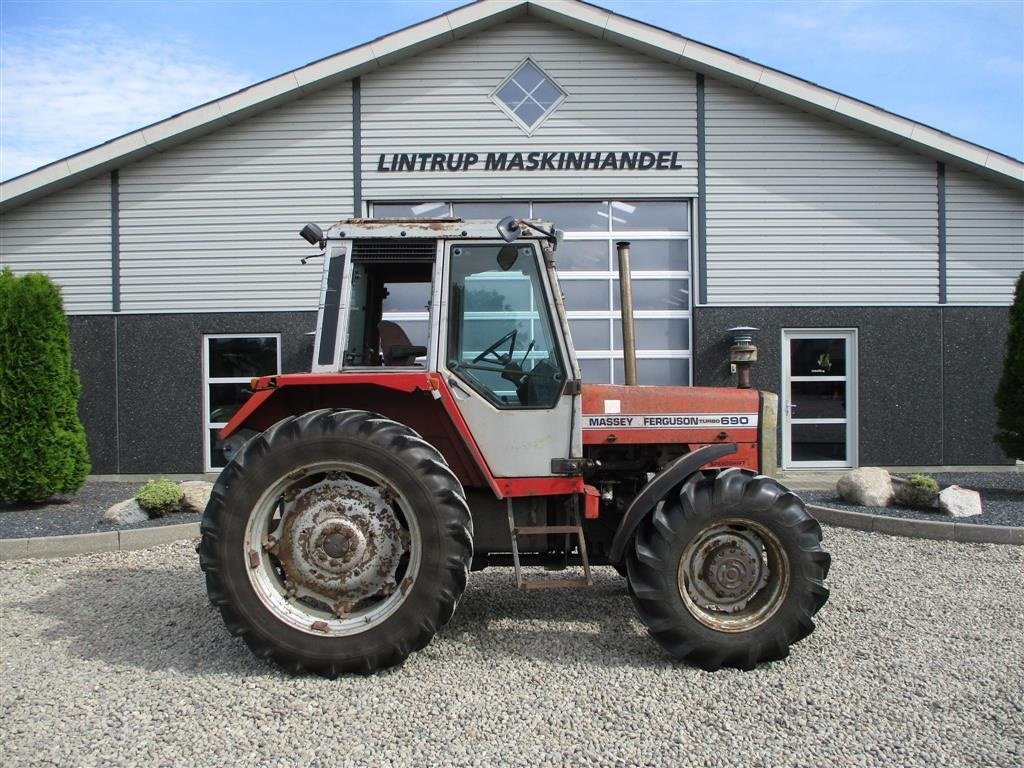 Traktor Türe ait Massey Ferguson 690 Turbo, Speedshift, Gebrauchtmaschine içinde Lintrup (resim 6)