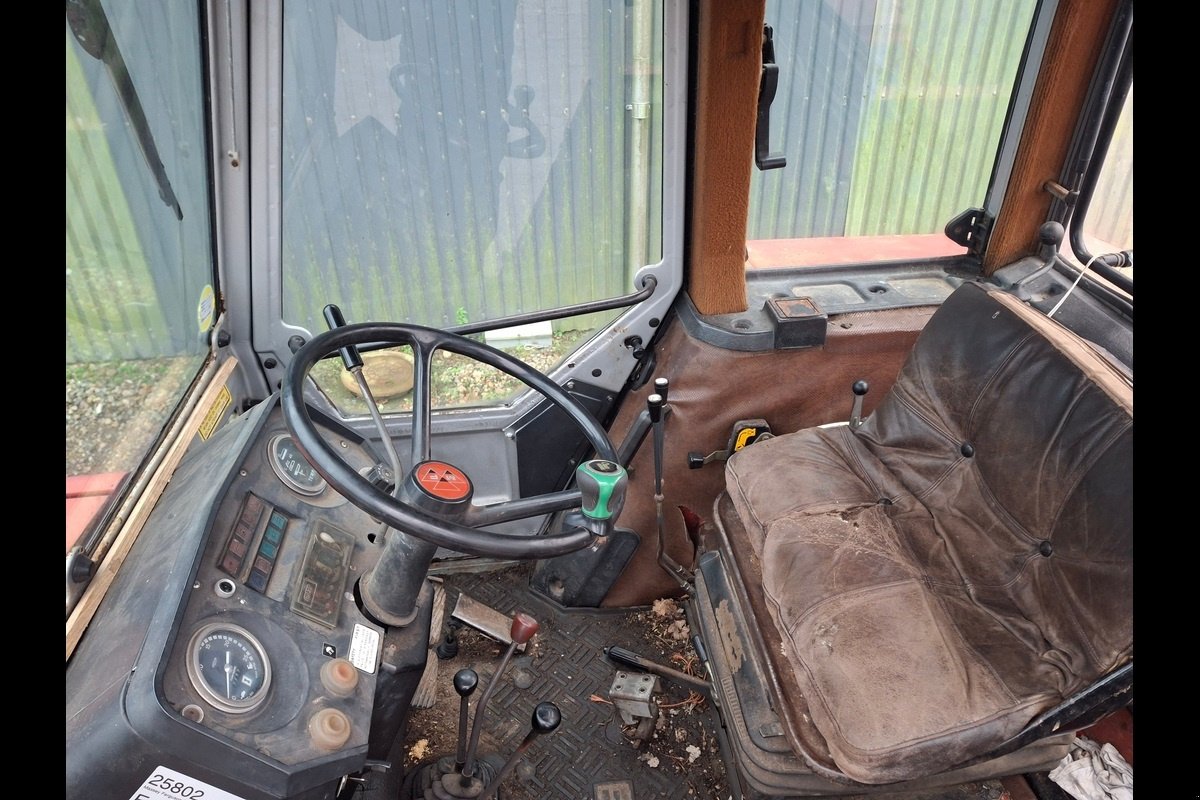 Traktor van het type Massey Ferguson 698, Gebrauchtmaschine in Viborg (Foto 5)